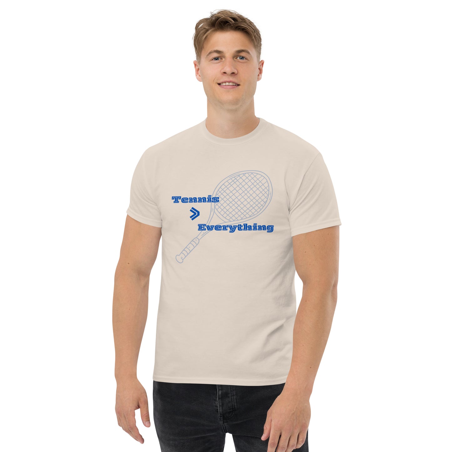 "Le tennis est meilleur que tout" T-shirt classique pour hommes